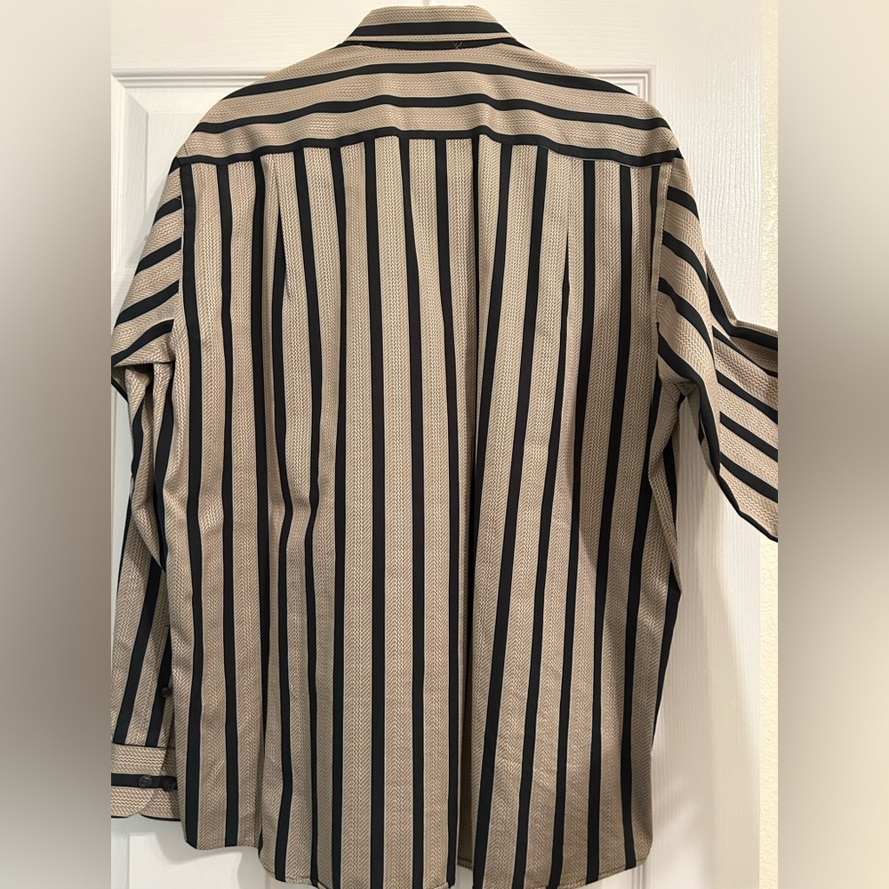 Mens Mirto shirt made in Spain. 17 inch collar. 34/35 inch sleeves. - Picture 4 of 10